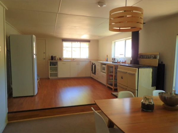 A Place To Stay In Derby - Perisher Accommodation 3
